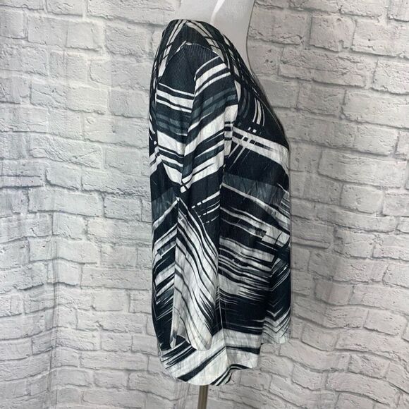 French blue women M v-cut multicolor 3/4 sleeve blouse w/decorative studs - Picture 6 of 10